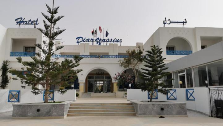 Hotel Diar Yassine Мидун Экстерьер фото